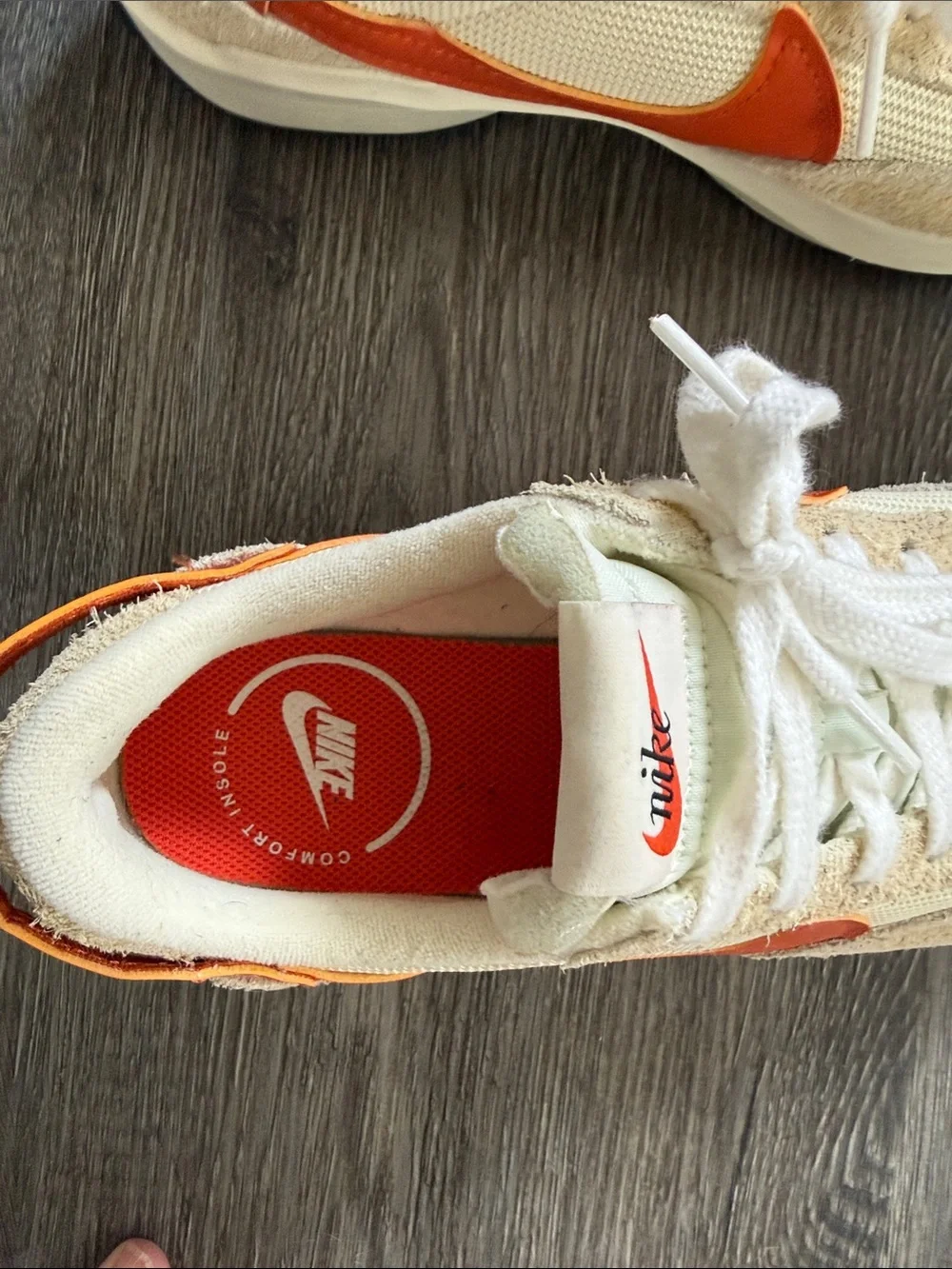 Nike Women’s retro looking sneakers